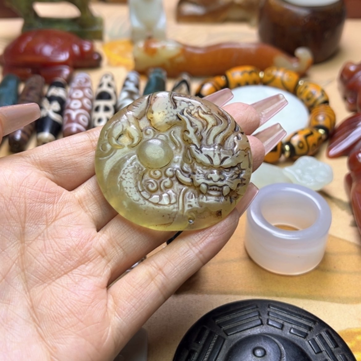 【闪购商品】蛇纹石玉颈饰未镶嵌