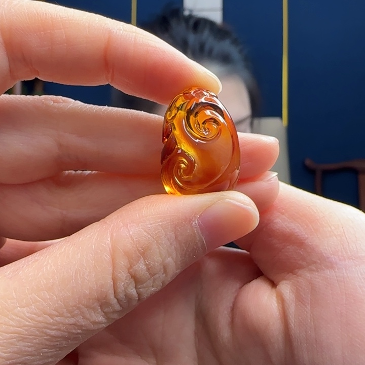 蜜蜡吊坠(赠链)未镶嵌