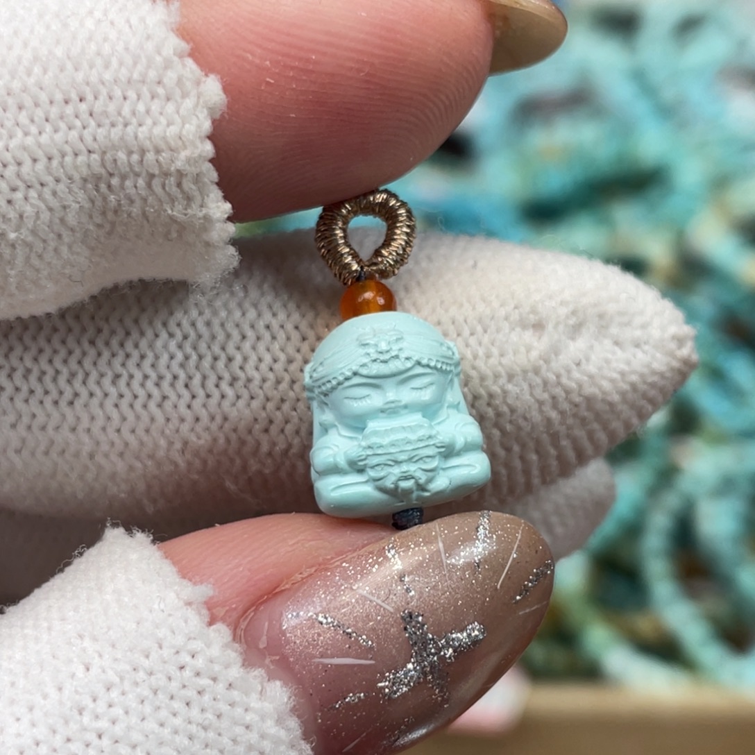 绿松石未镶嵌挂件