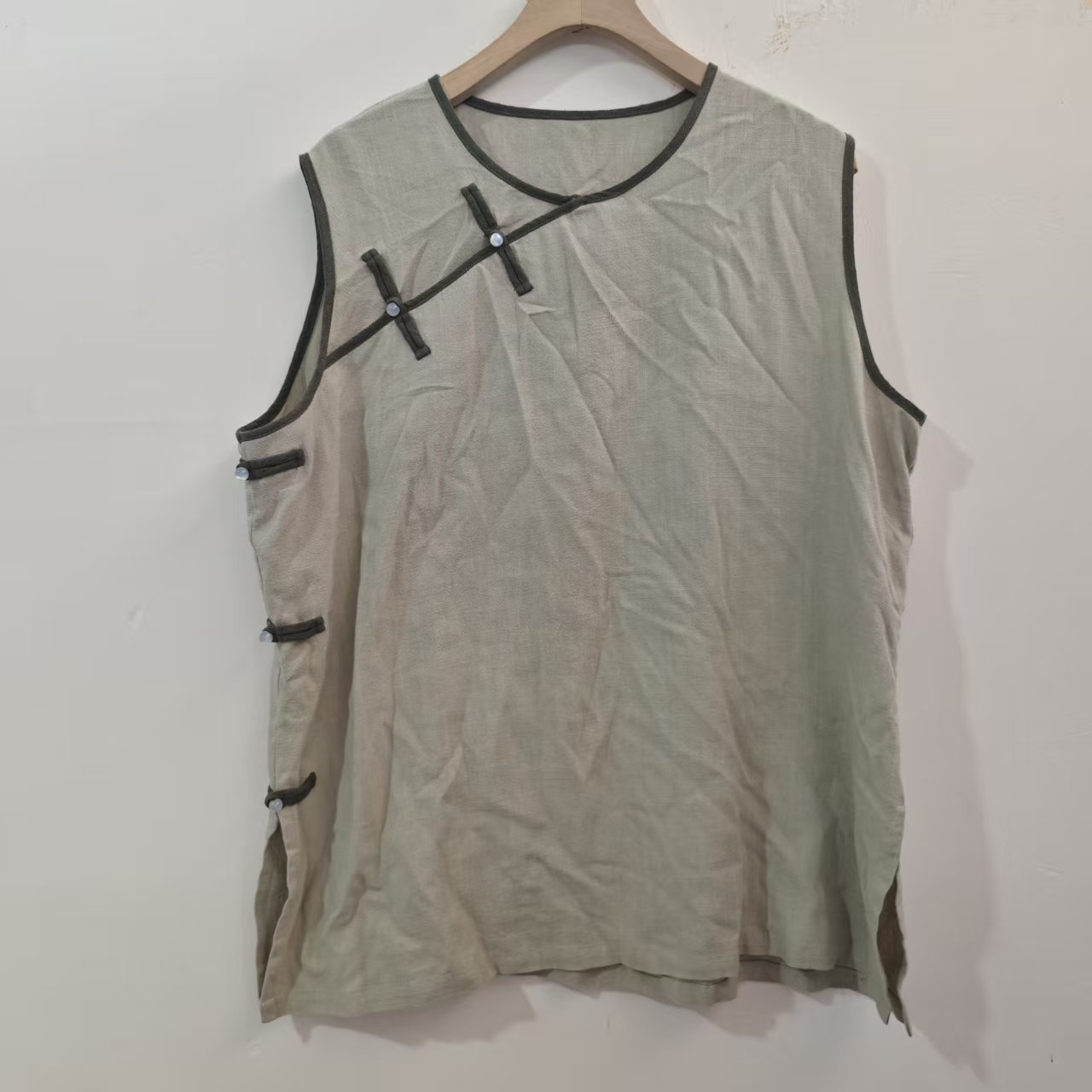 5238夏季新款斜盘扣汉麻休闲款背心