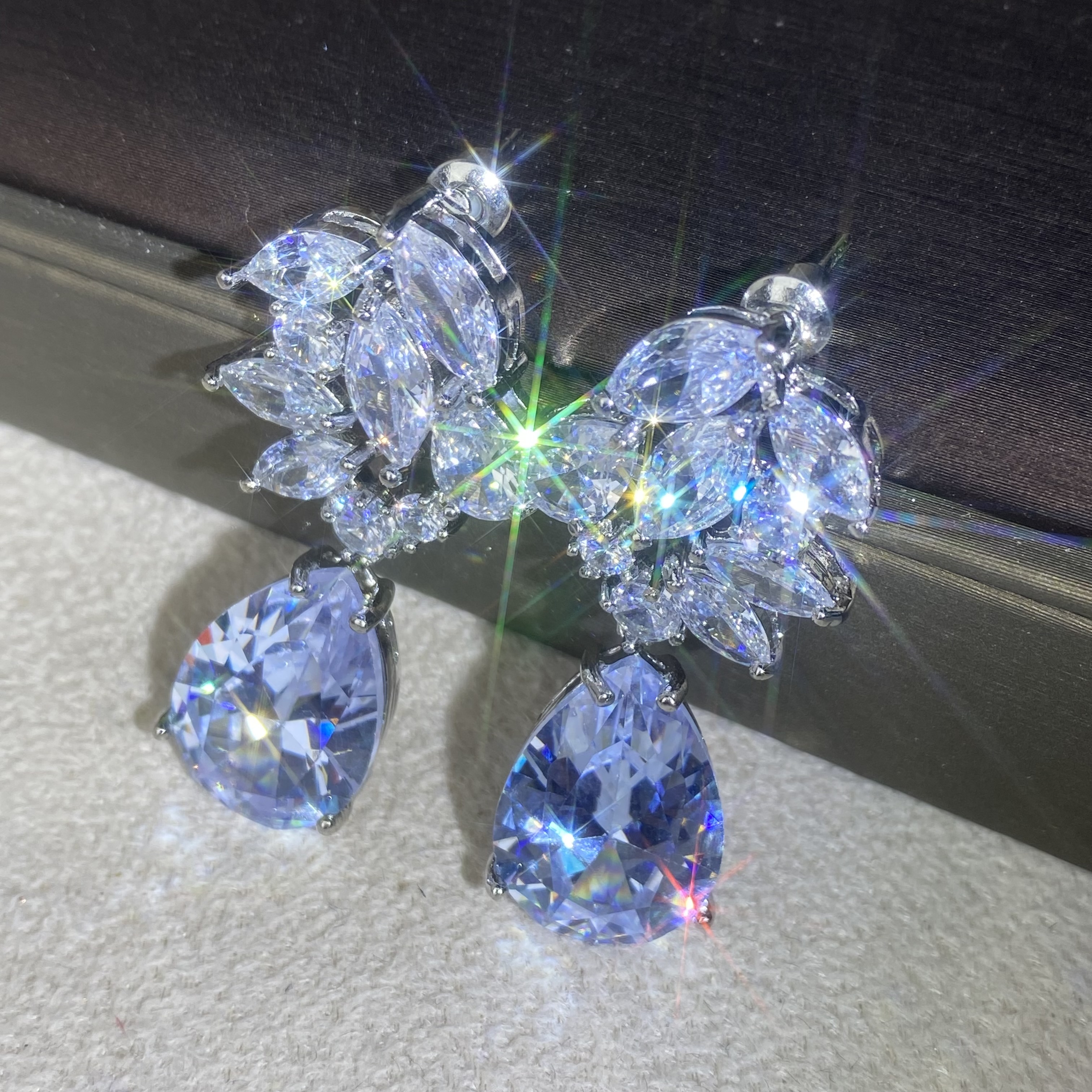 6483耳环--轻奢时尚设计首饰送礼盒