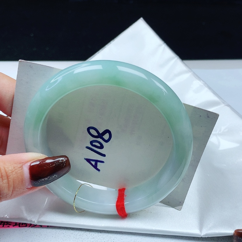 【闪购商品】翡翠手镯未镶嵌 正圈58+