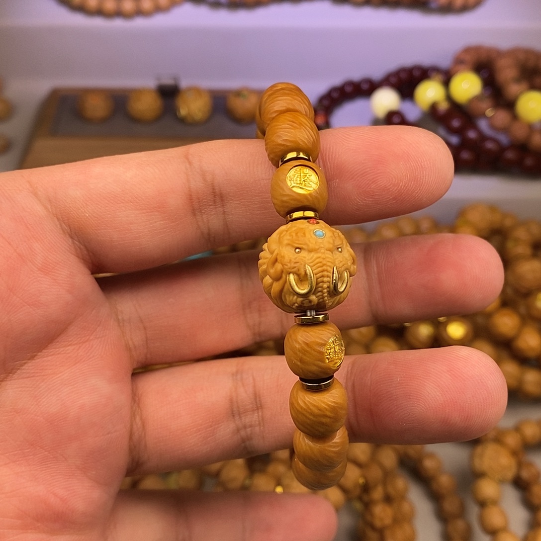 打***_吊坠猴头核桃全品云锦像神