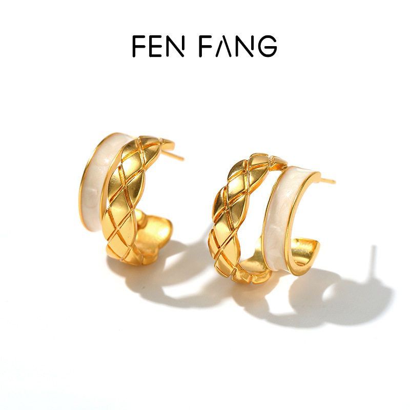 合金亚克力耳饰 小众百搭贝壳耳钉女小香风耳环菱格纹经典高级感