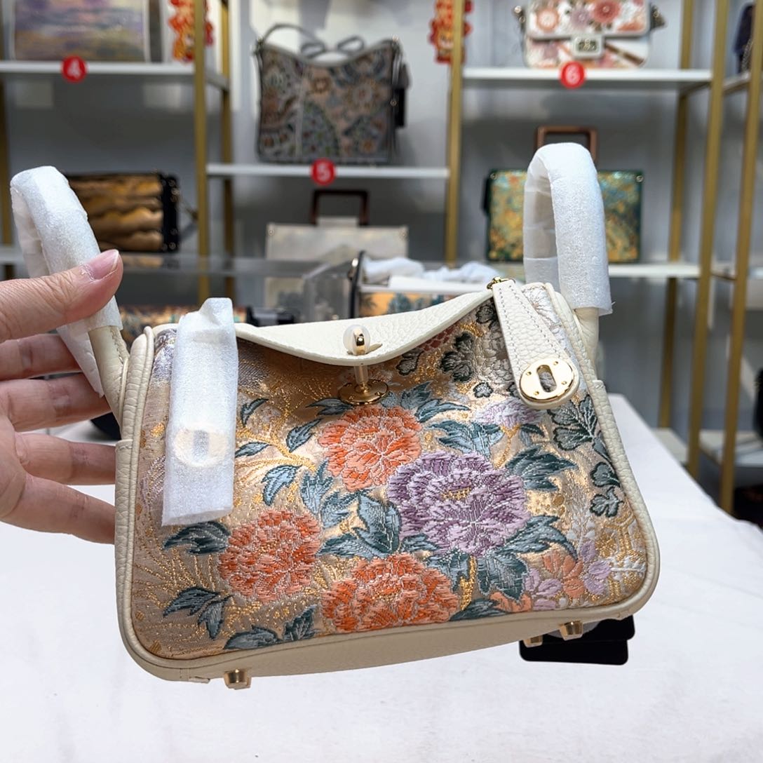 织绣直播间浮力大漏