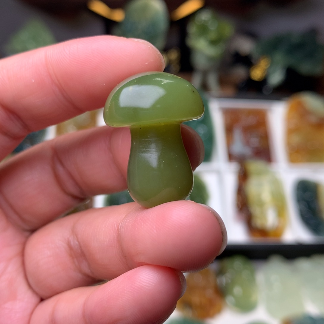 岫玉挂件小蘑菇未镶嵌