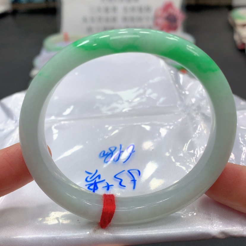 【闪购商品】翡翠手镯未镶嵌翡翠