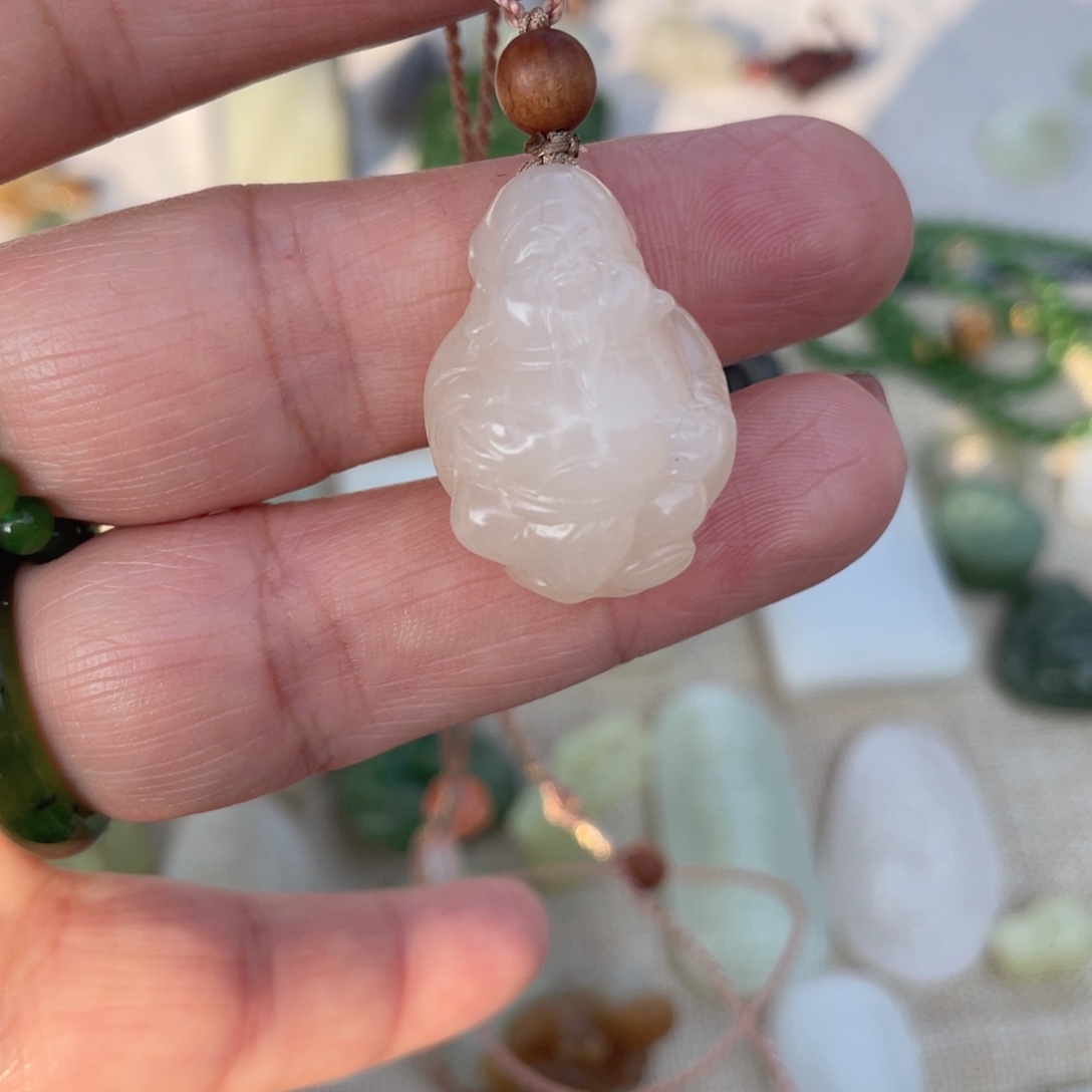 和田玉未镶嵌挂件