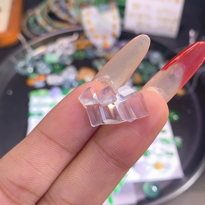 【闪购商品】翡翠挂件未镶嵌切割