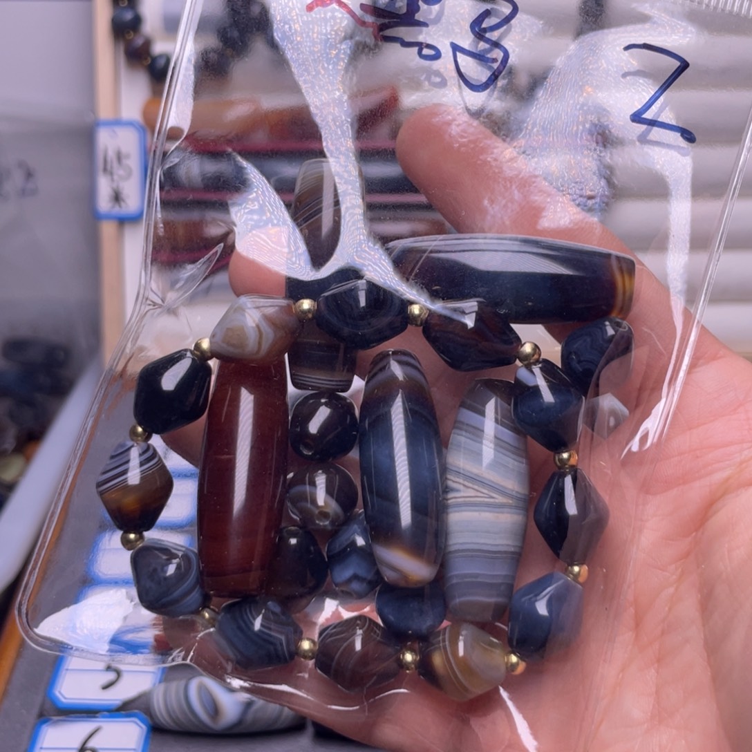 蒙***马玛瑙/玉髓合金颈饰