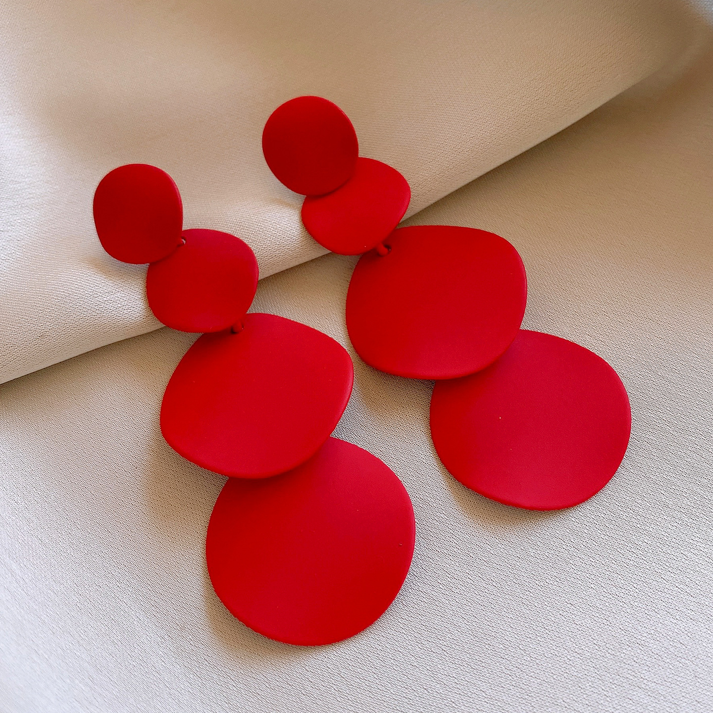 铁合金耳饰 跨境欧美百搭圆形红色夸张小众气质个性撞色耳环长款