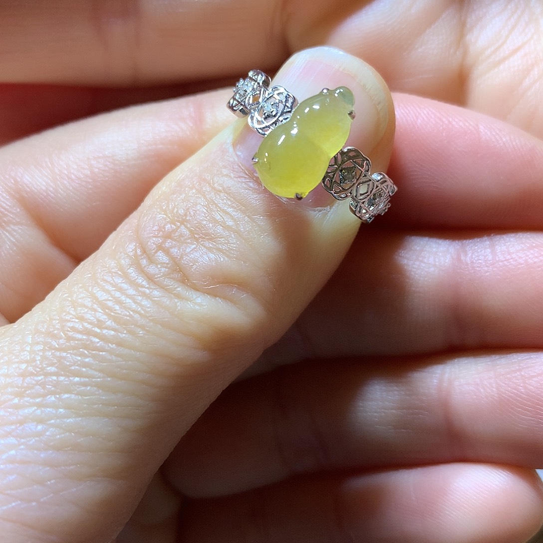 吊坠(不含链)18K金镶嵌翡翠