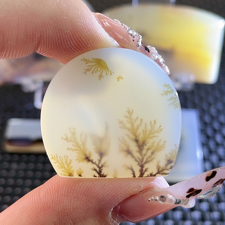 玛瑙/玉髓未镶嵌颈饰