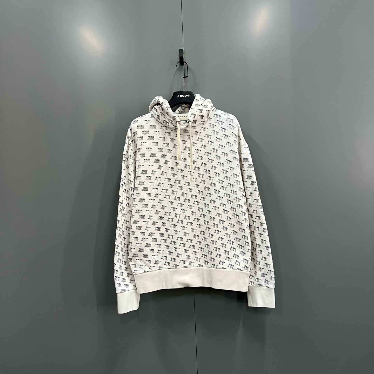 95新 GUCCI/古驰 zz2 满印字母logo帽衫 M码/95新/610254