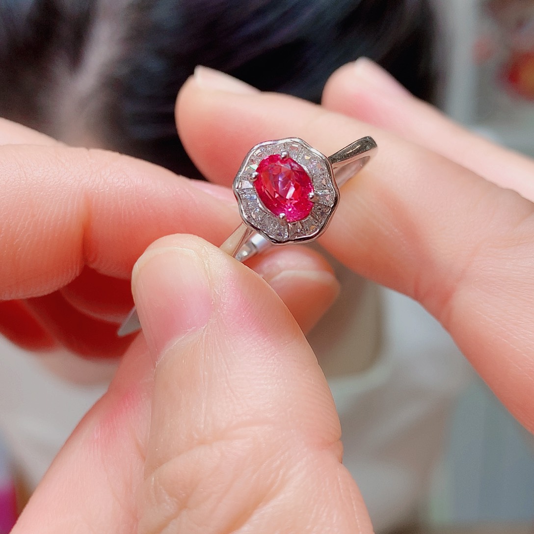 银S925镶嵌戒指尖晶石