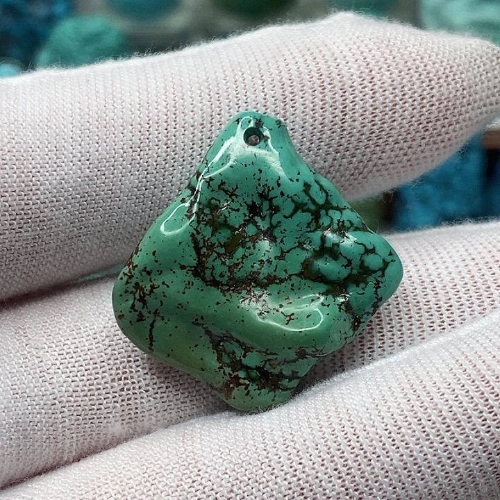 绿松石未镶嵌天然原矿 地大质检