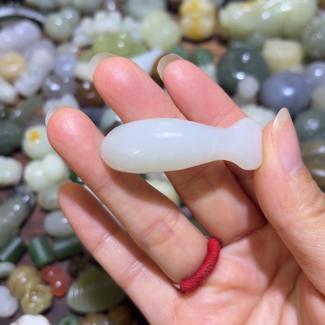 和田玉未镶嵌珠宝半成品