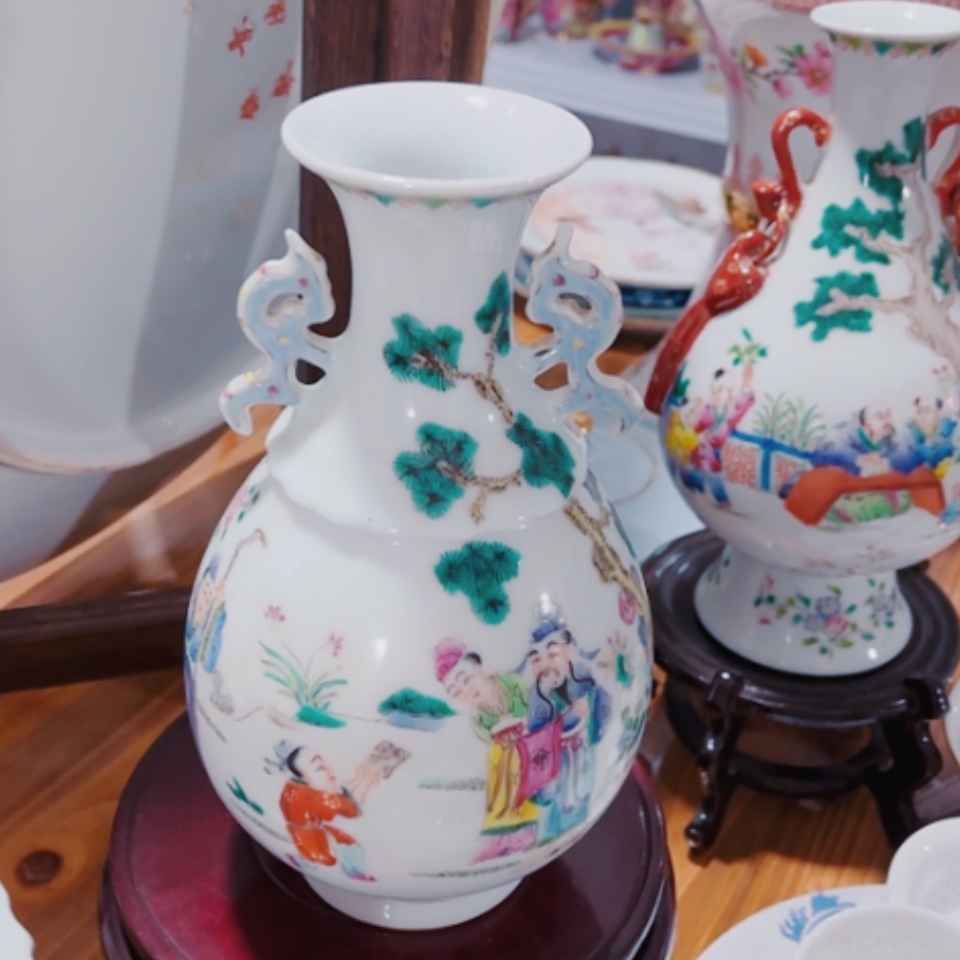 【闪购商品】紫砂茶盘富**人人物花瓶1个