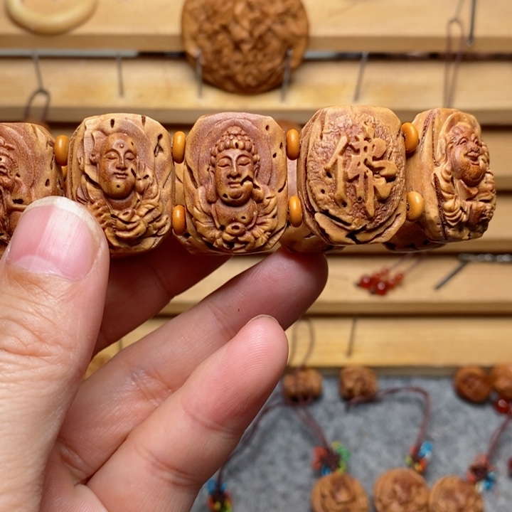 桃核雕刻神仙会手牌