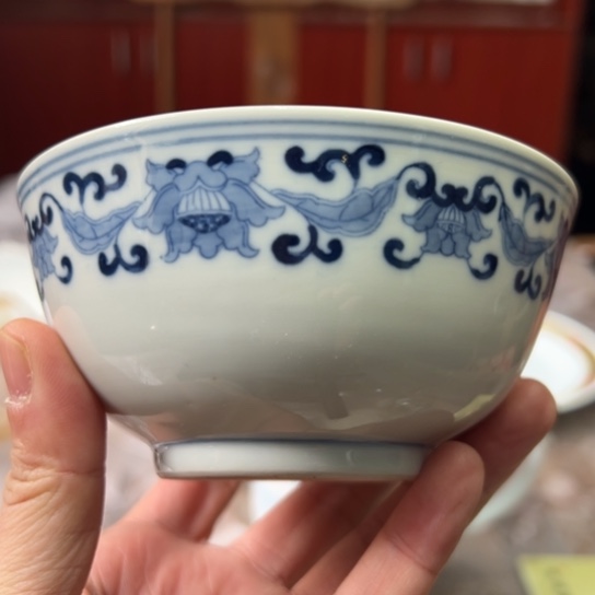 碗青花釉下碗青花釉下