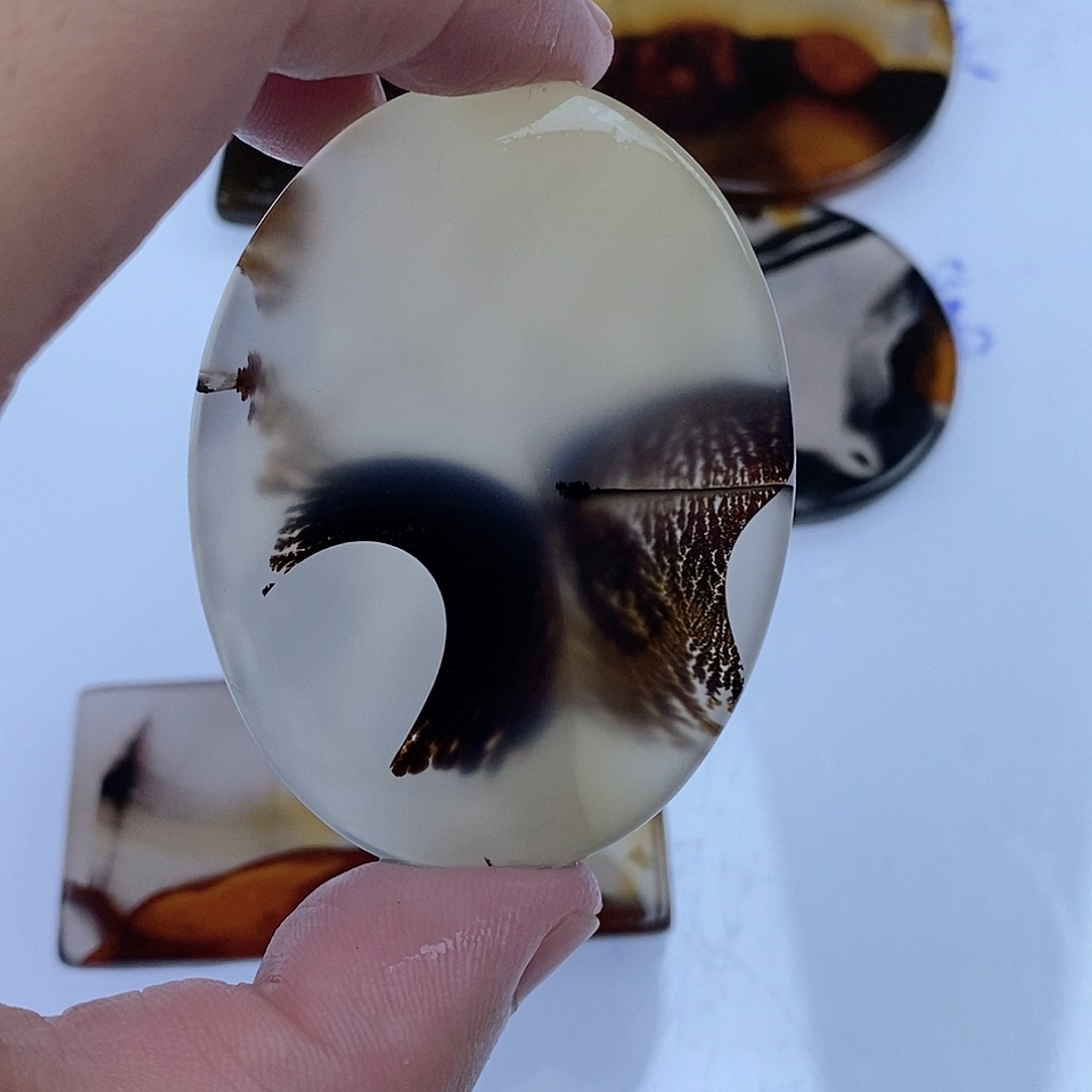 玛瑙/玉髓未镶嵌珠宝半成品