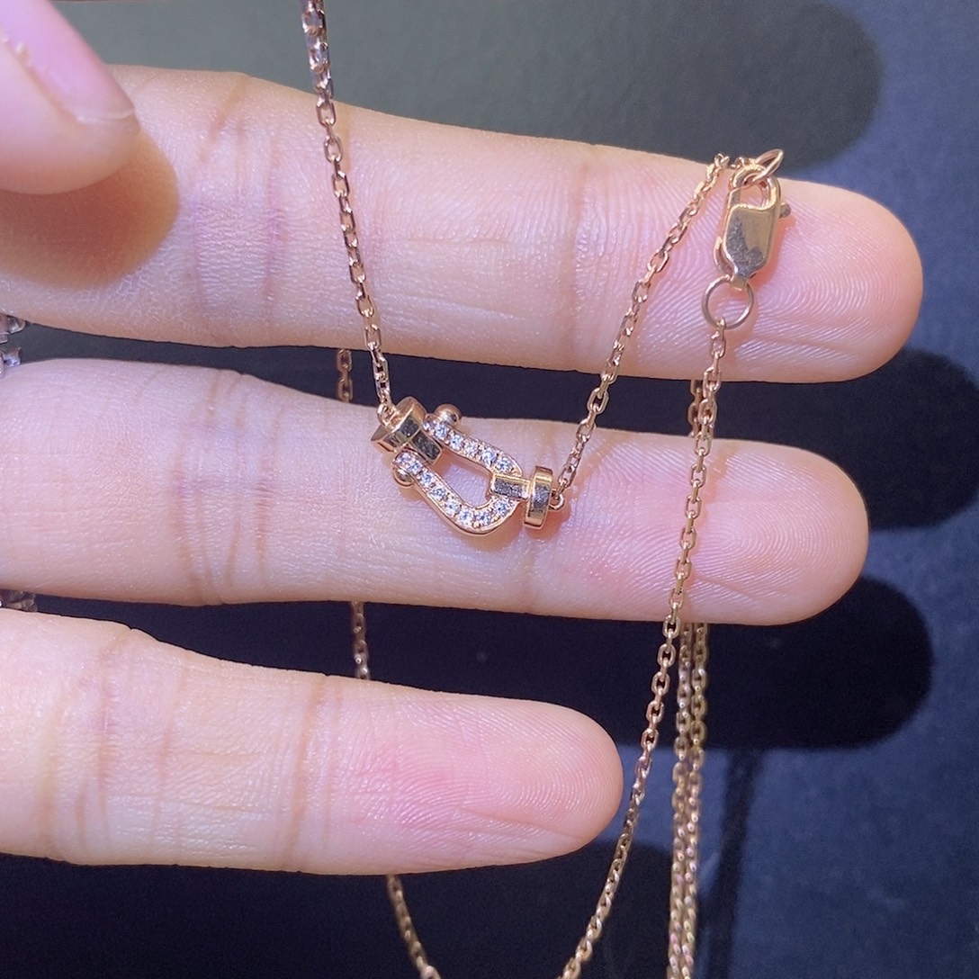 颈饰钻石18K金镶嵌马蹄项链k玫