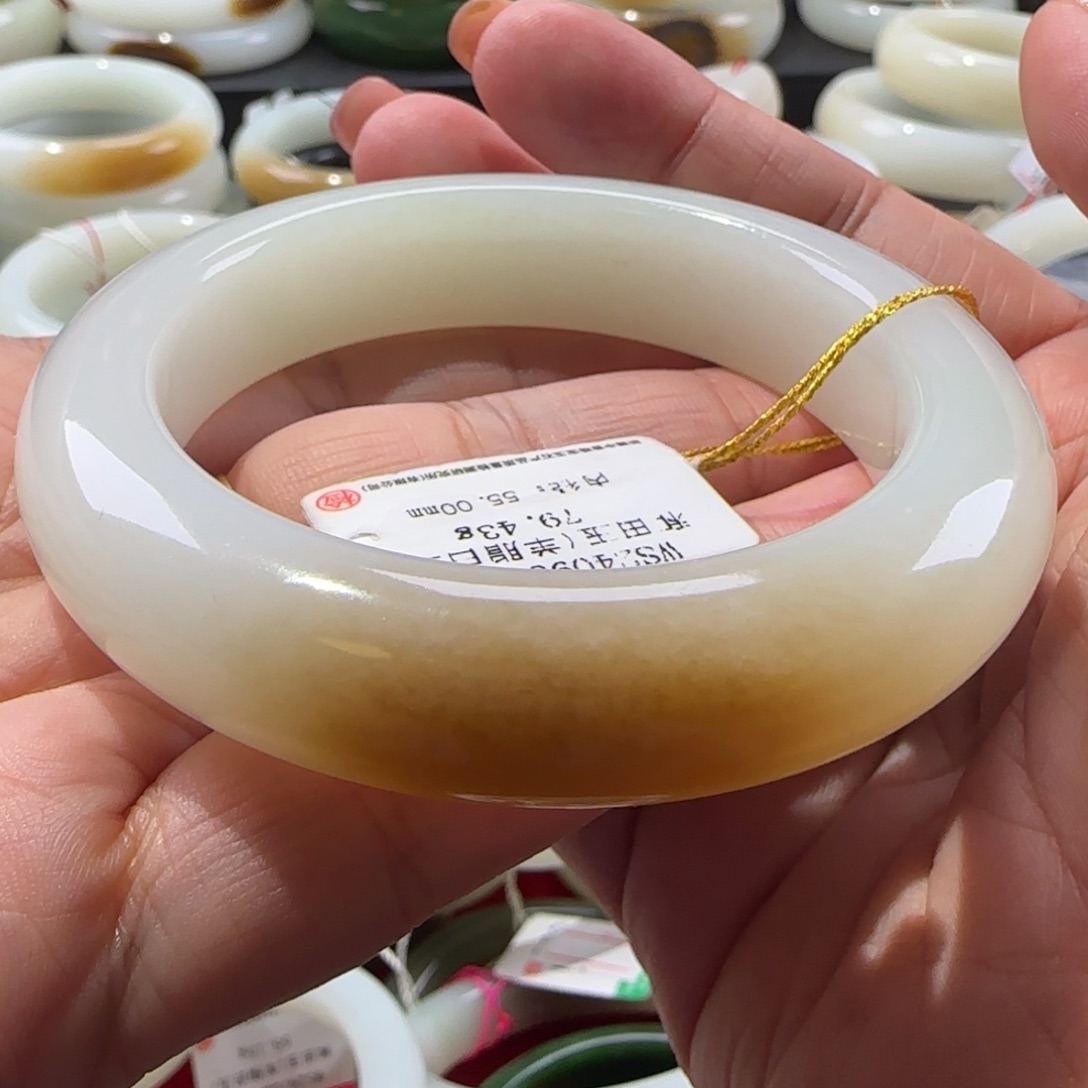 和田玉手镯未镶嵌用****0