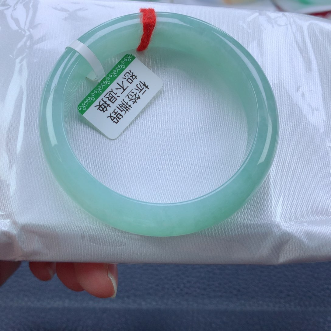 翡翠未镶嵌手镯缅甸天然翡翠手镯54圈