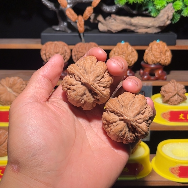 公****吊坠文玩核桃霸王龙