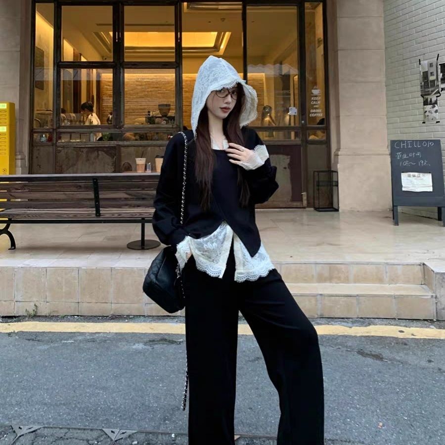 黑色开叉套头卫衣女春季穿搭套装连帽蕾丝马甲休闲阔腿长裤三件套