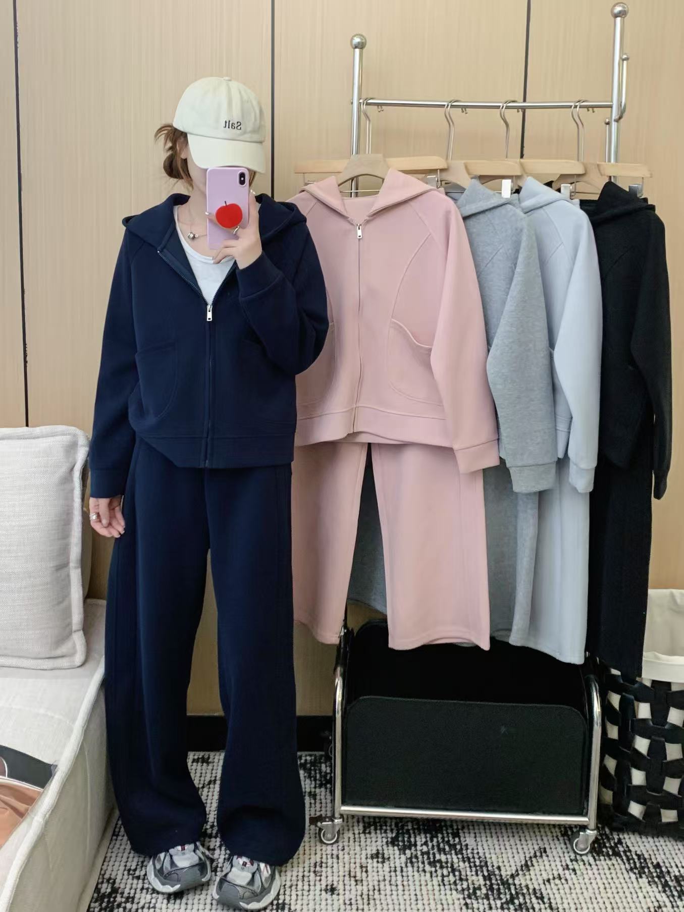 2025秋季韩版休闲风时尚通勤百搭开衫拉链长袖运动两件套Q-1116