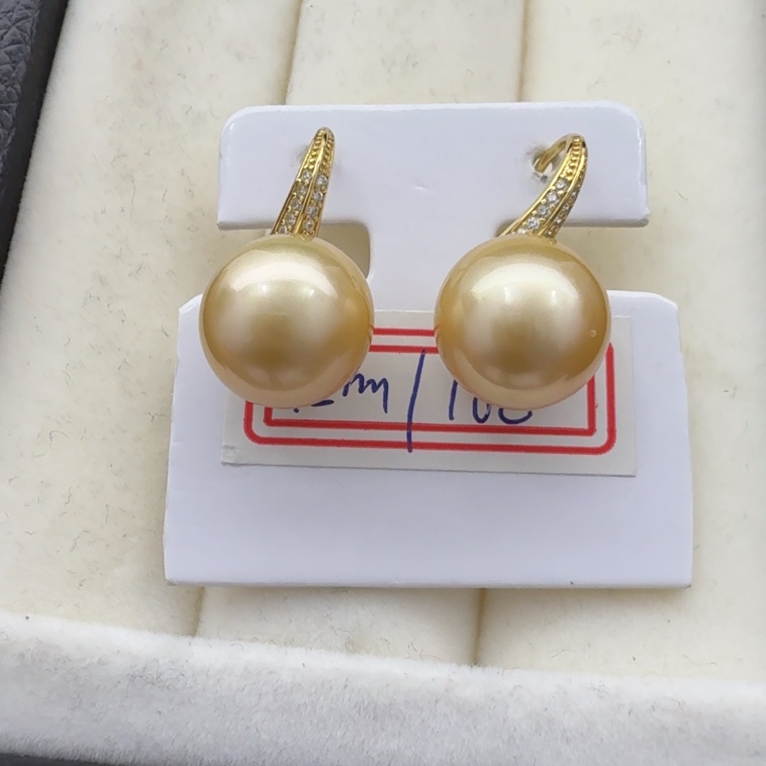 海水珍珠耳饰未镶嵌