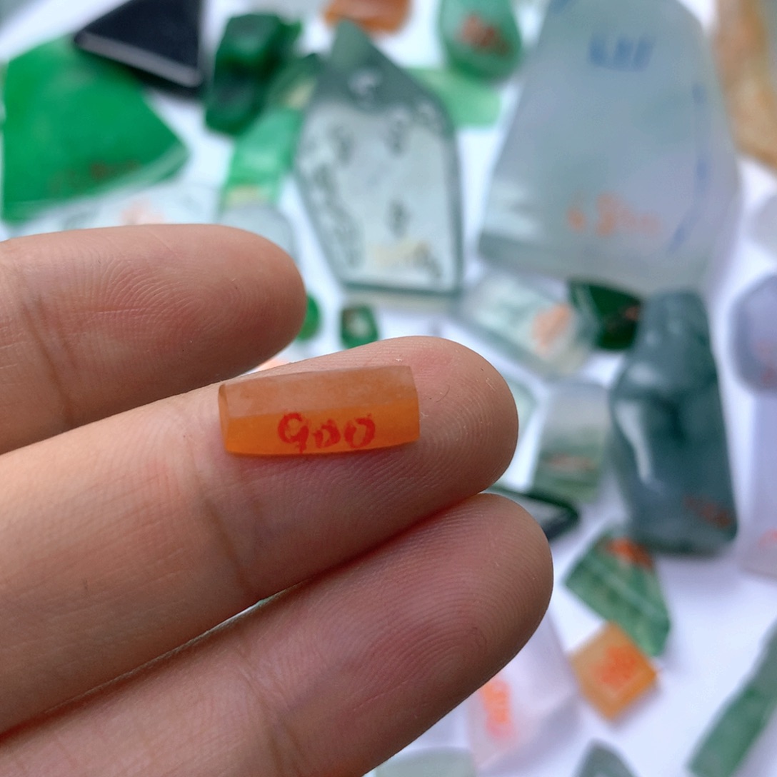 定制翡翠未镶嵌天然翡翠