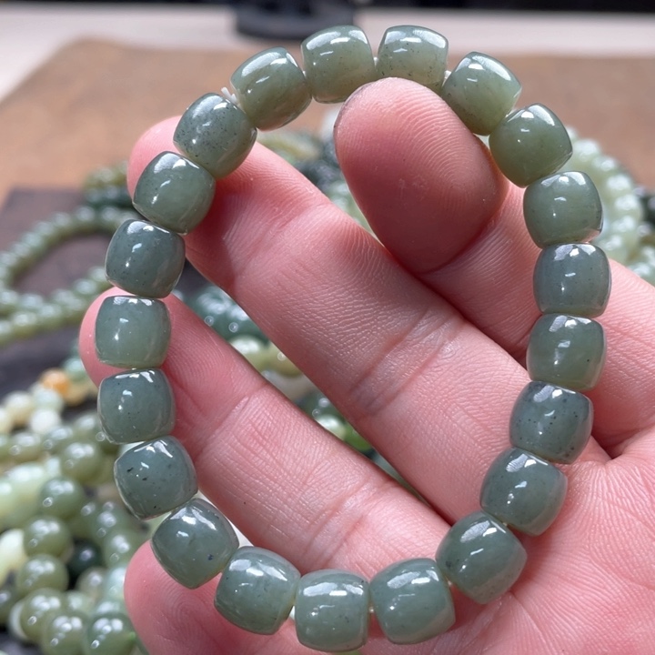 和田玉手链未镶嵌