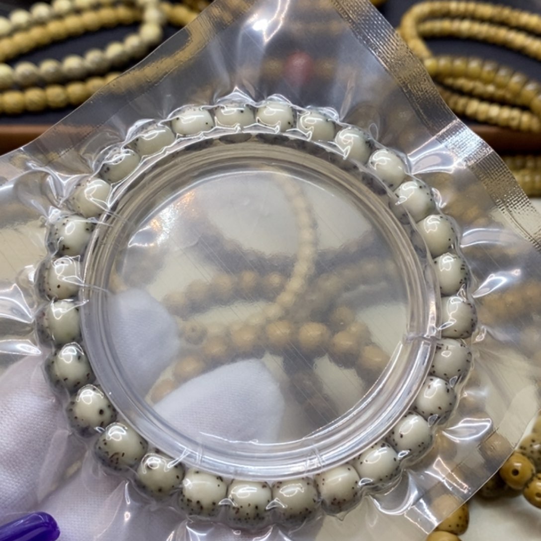 【闪购商品】手串星月菩提原生态石玉料