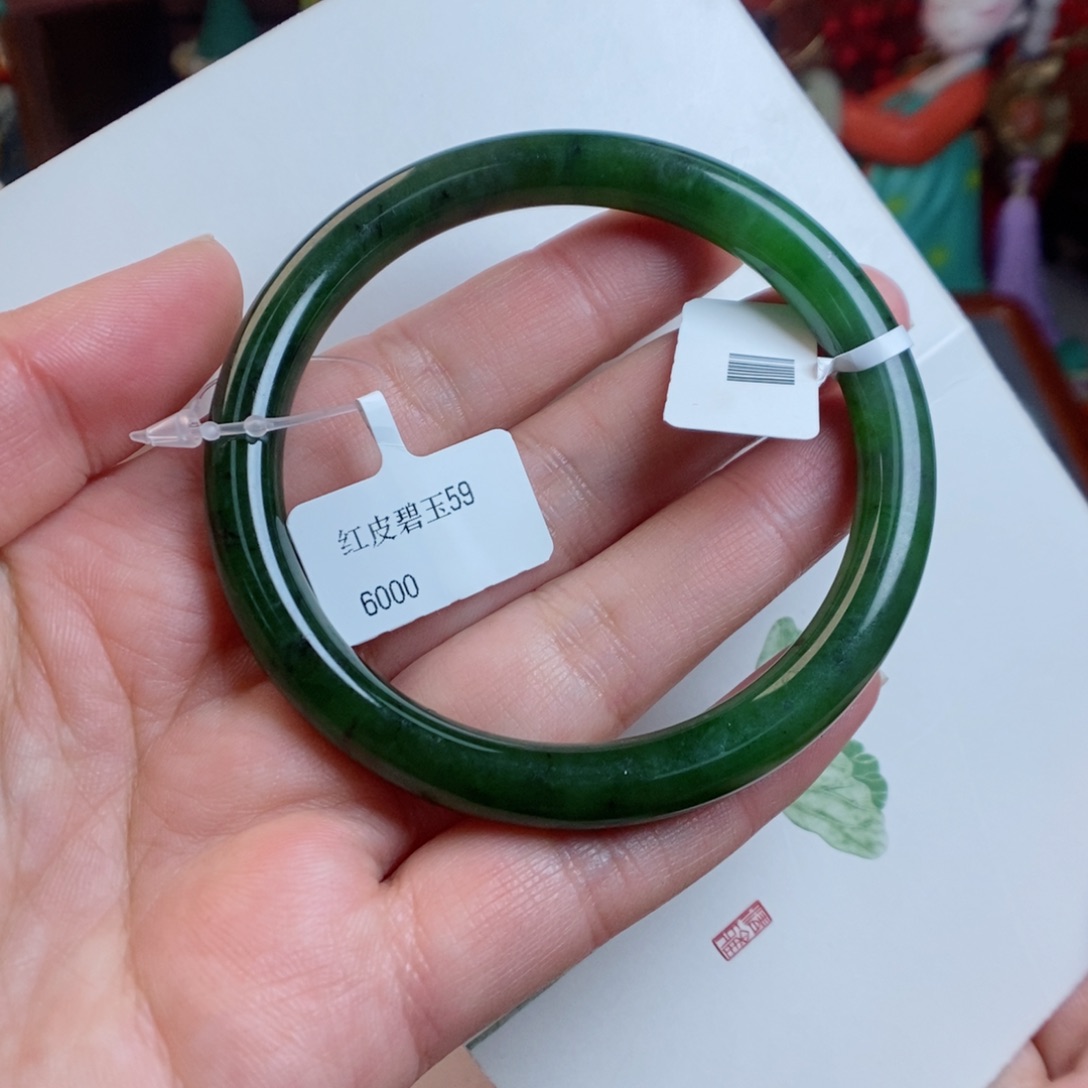 和田玉手镯未镶嵌59微瑕