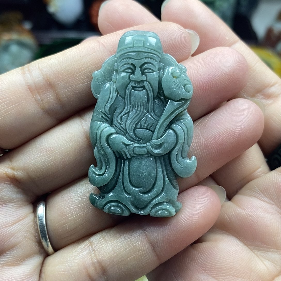 颈饰未镶嵌翡翠牌子