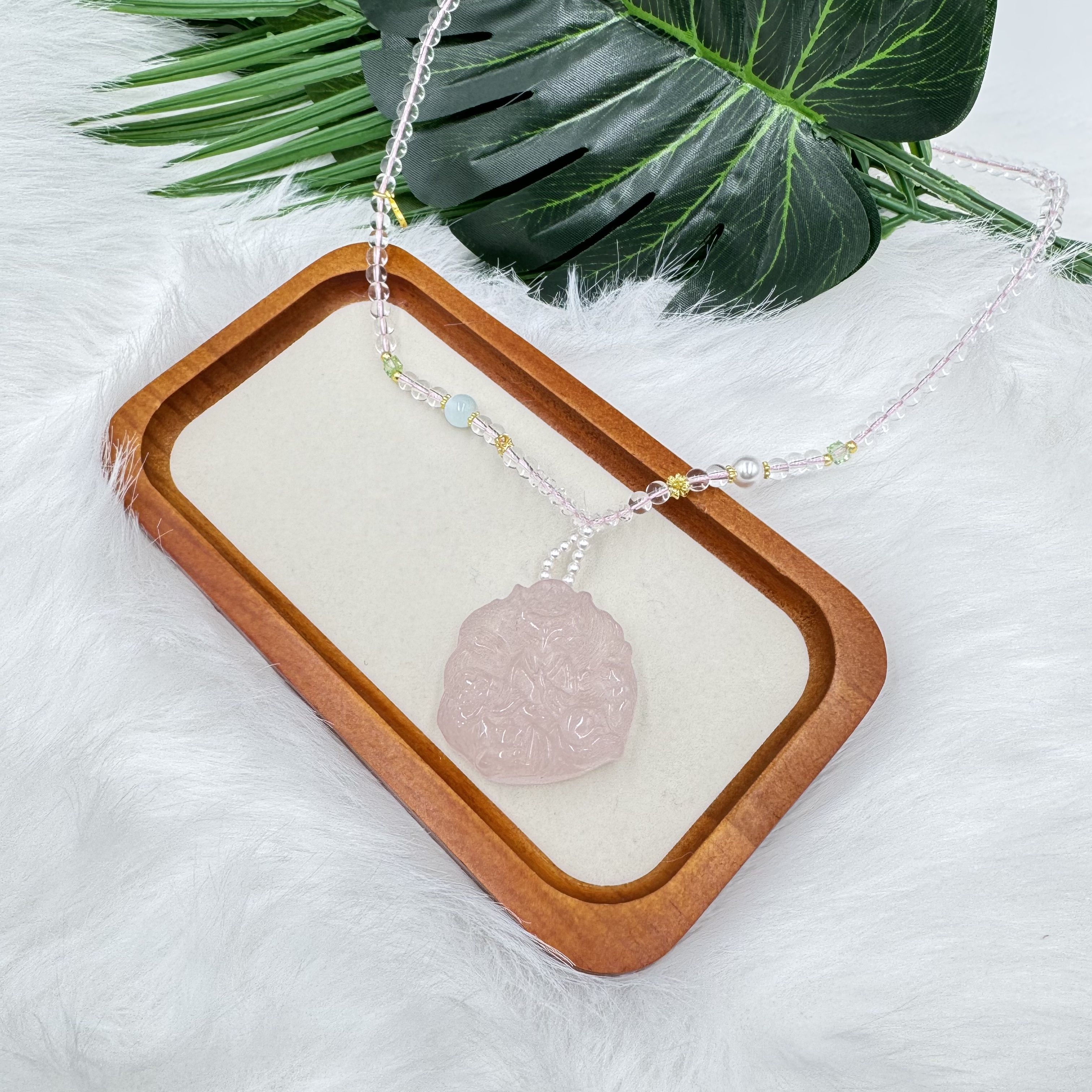 s30纯天然水晶粉水晶狐牌吊坠多样发其一