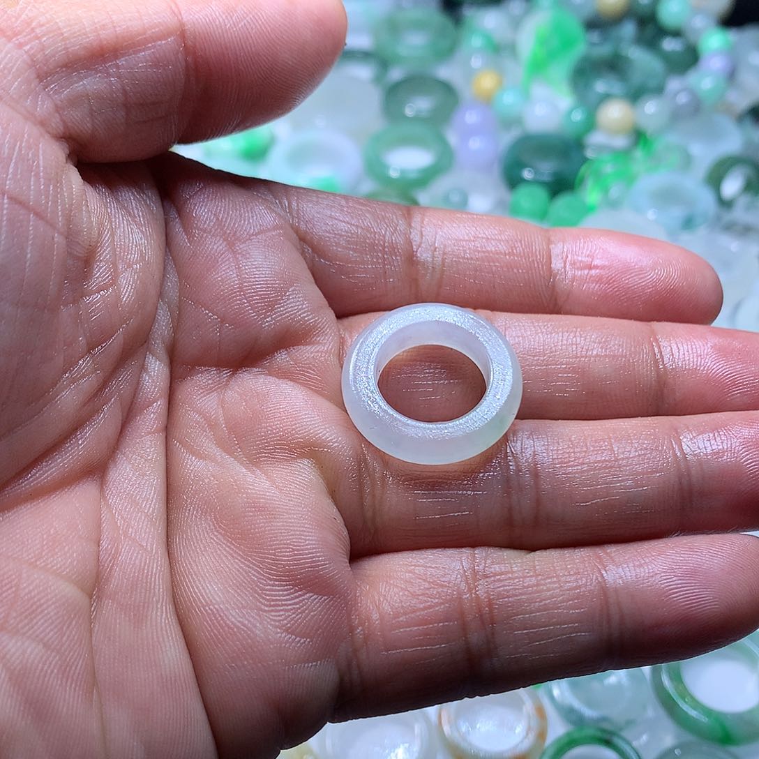 定制翡翠未镶嵌Y****翡翠