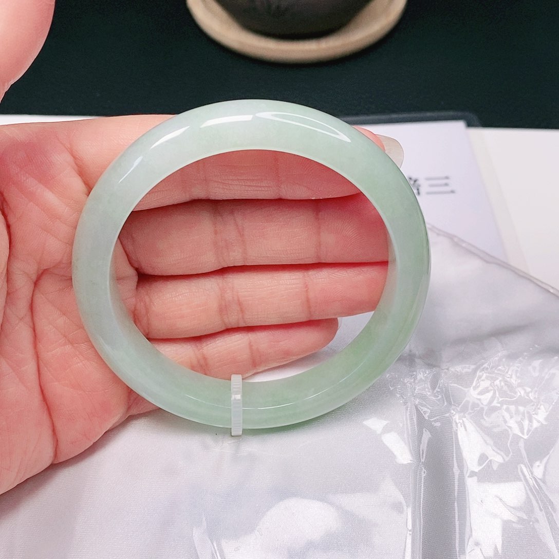 【闪购商品】翡翠手镯未镶嵌正圈59