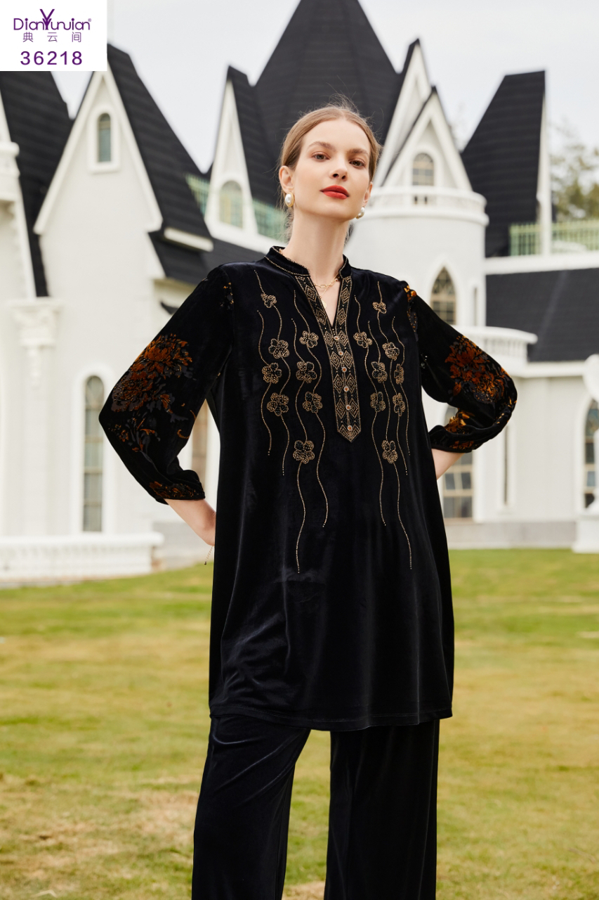 2025新款时尚潮流休闲女装