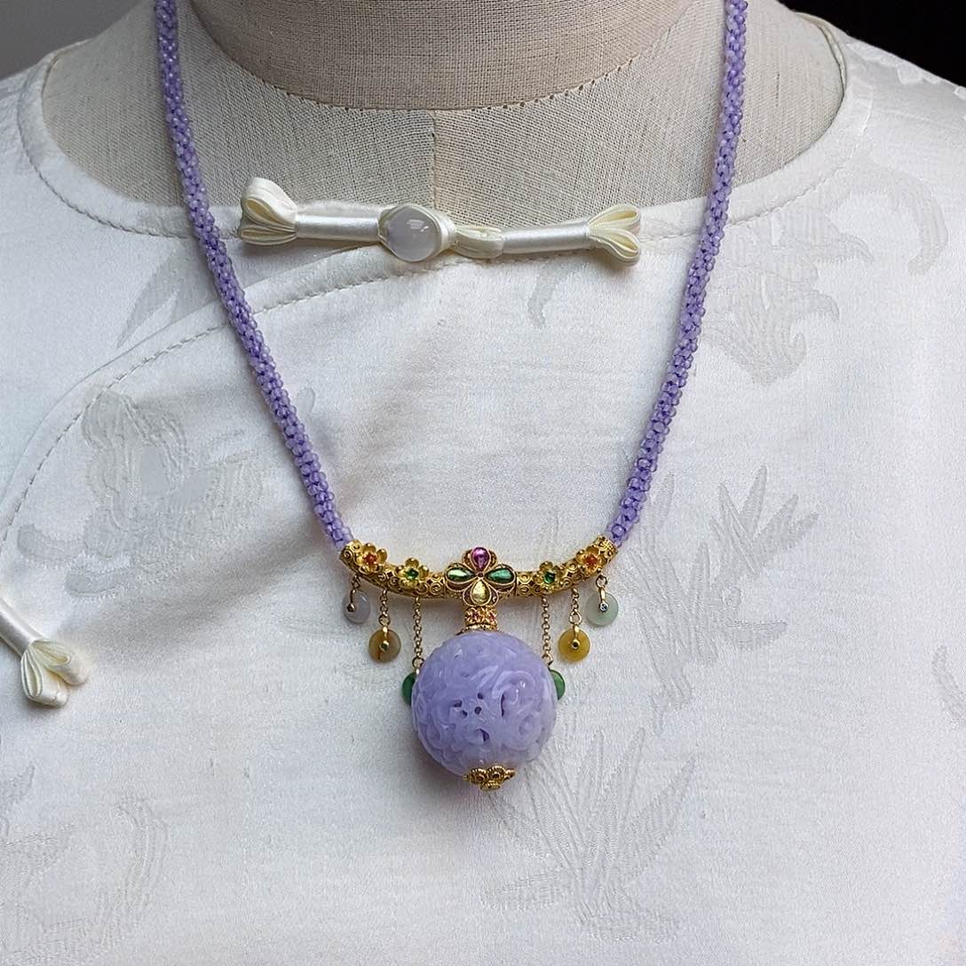 翡翠颈饰未镶嵌天然