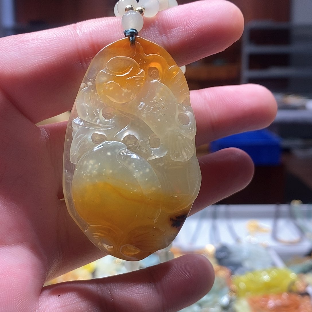 未镶嵌岫玉毛衣链