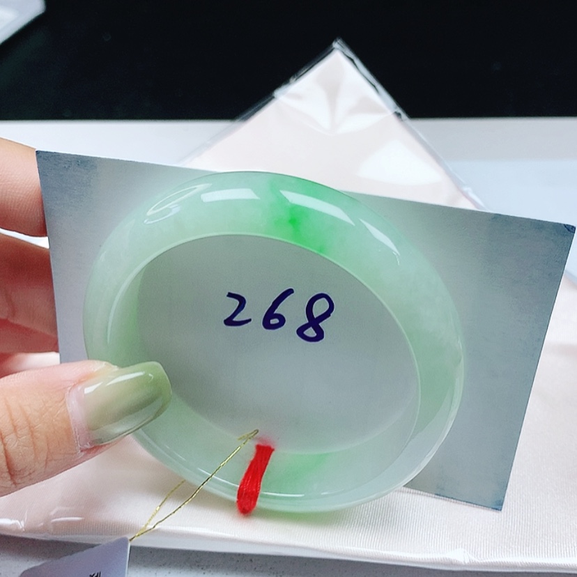 【闪购商品】翡翠未镶嵌手镯 正圈53+ 