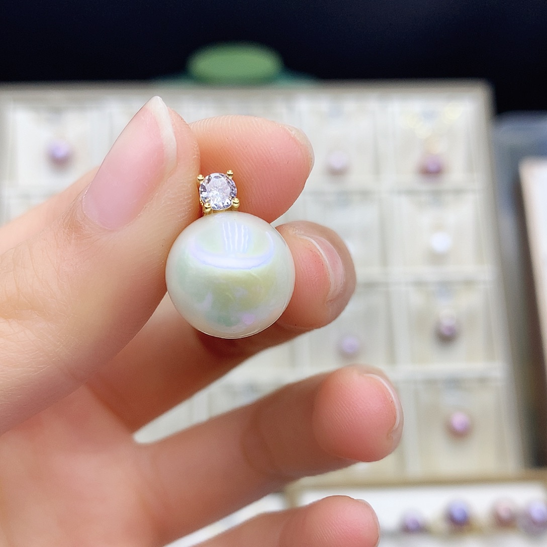 淡水珍珠颈饰合金