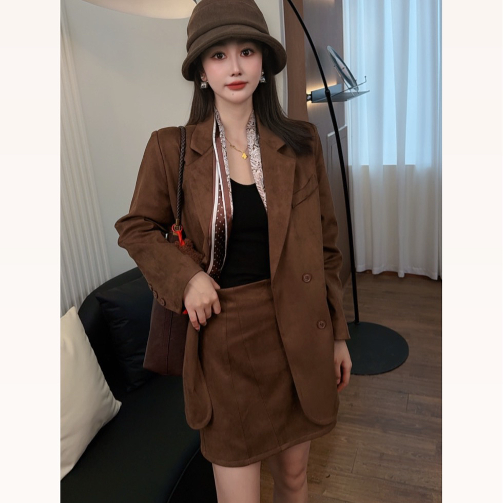 【配丝巾】复古老钱风小个子休闲宽松高级感皮绒软糯西服