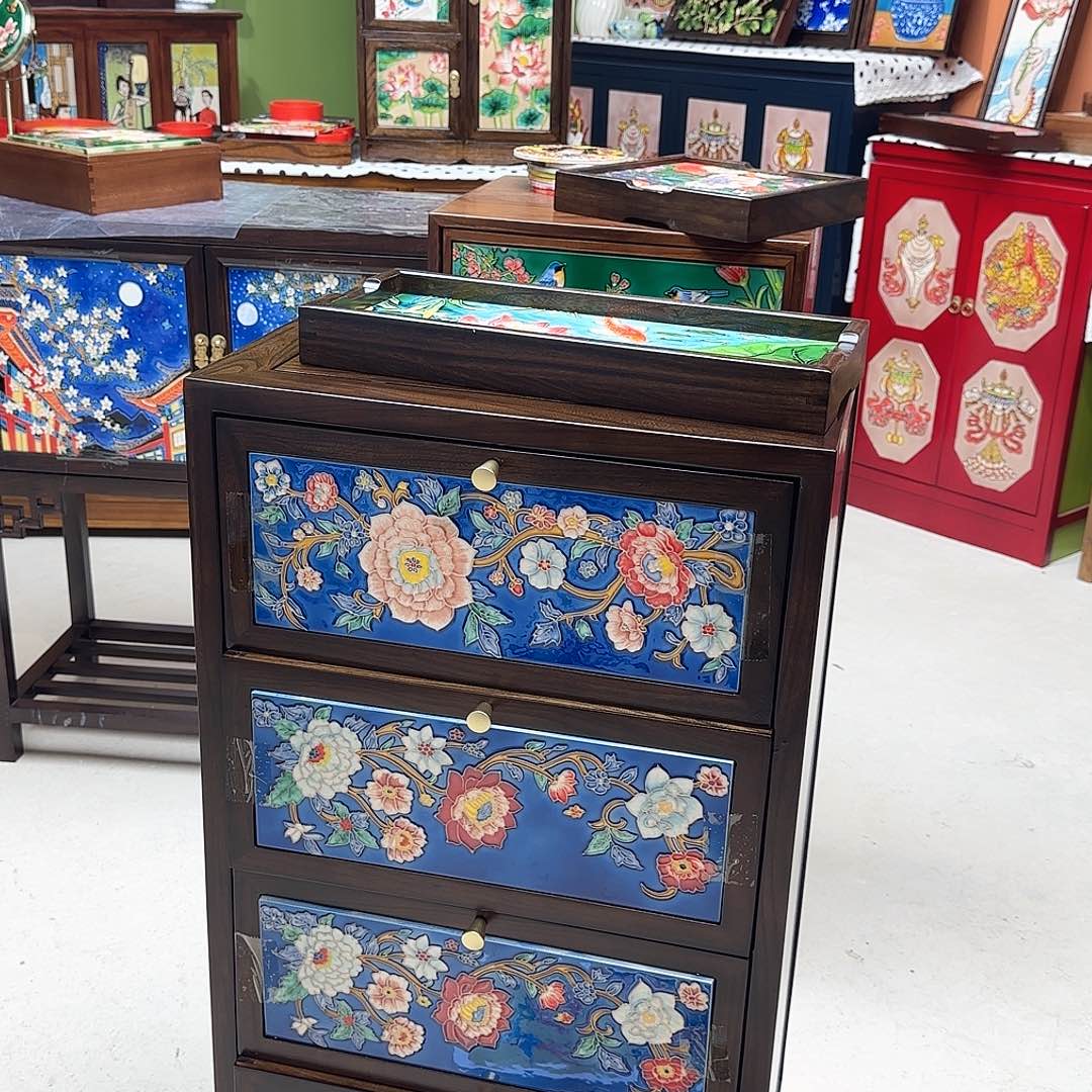 小***松如图柜子画片未选