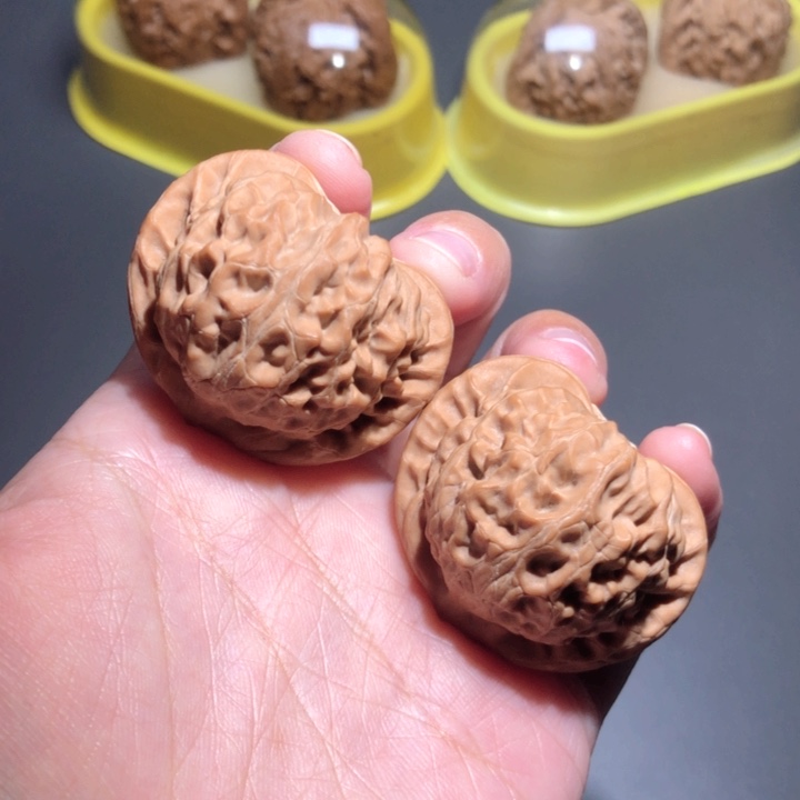 文玩核桃把件宫灯狮子头40