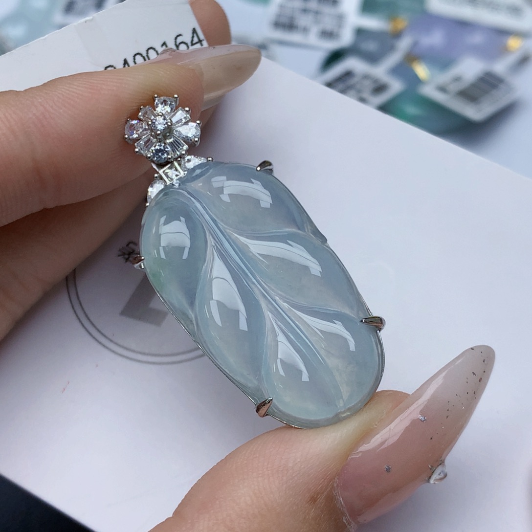 颈饰银S925镶嵌翡翠