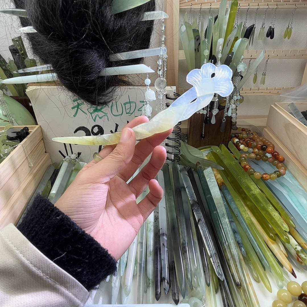 蛇纹石玉发饰未镶嵌